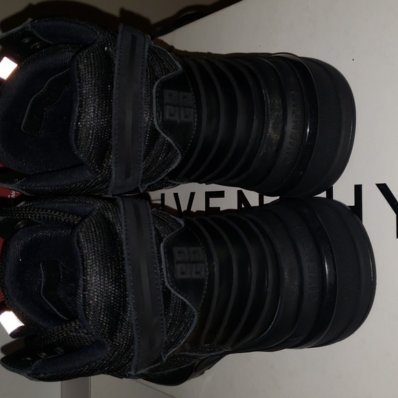 Givenchy sneakers - Picture 12 of 13